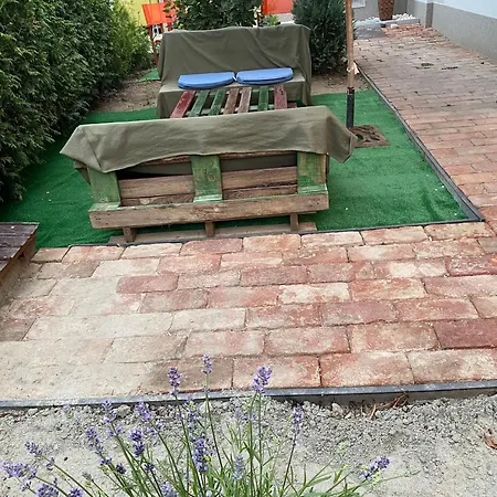 Apartamento Cu Terasa